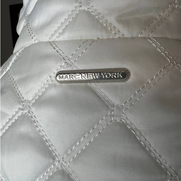 Marc New York Women's Quilted Jacket Size Small Full Zipper in White - Picture 4 of 8